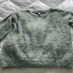 Ellen Tracy fuzzy sweater. Sage green color. Sz L